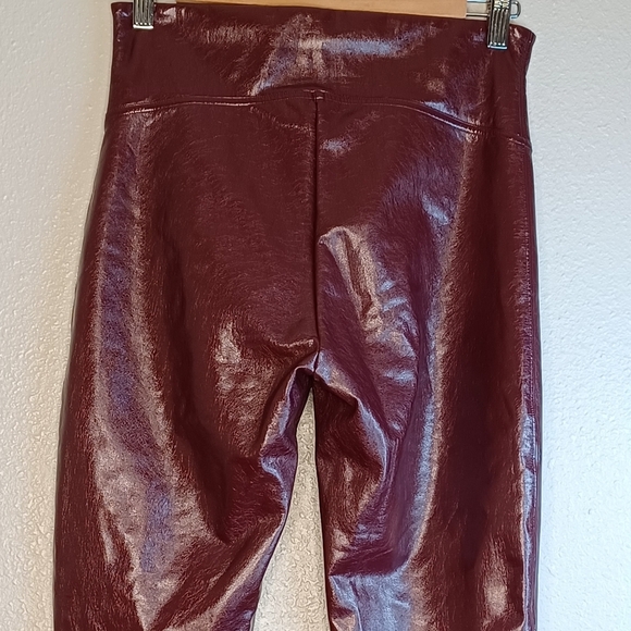 Spanx Faux Patent Leather Sz M Leggings - Picture 7 of 13